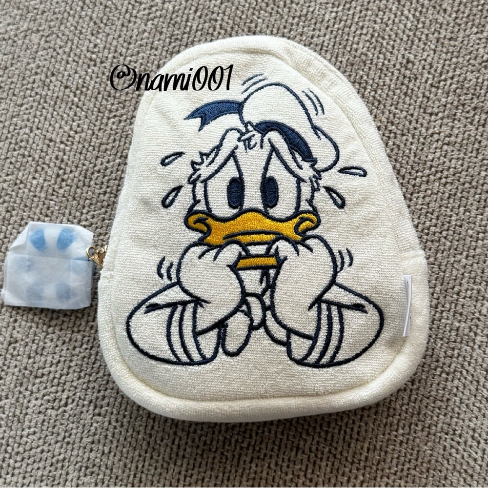 Donald Duck Beige Canvas Pouch - Picture 2 of 6